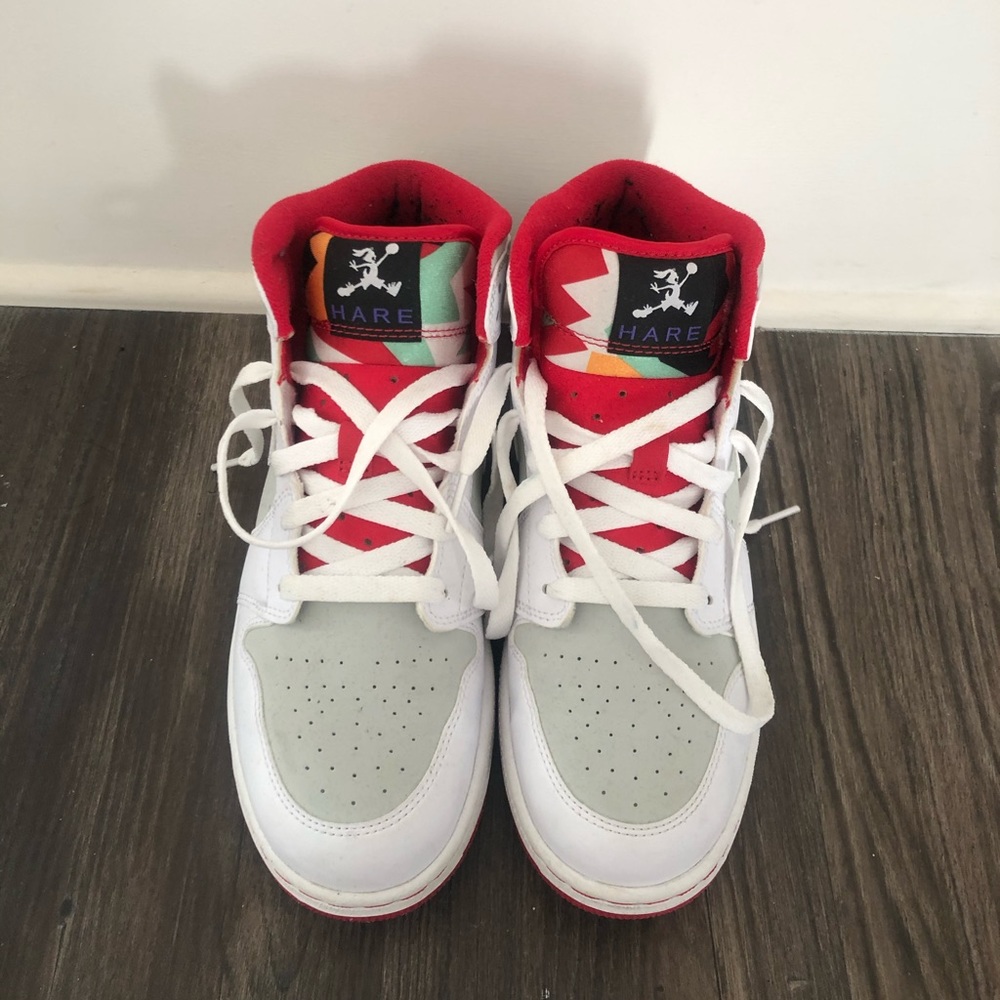 Air Jordan 1 Retro Hare - Size 7 GS/Y. Pre-owned!